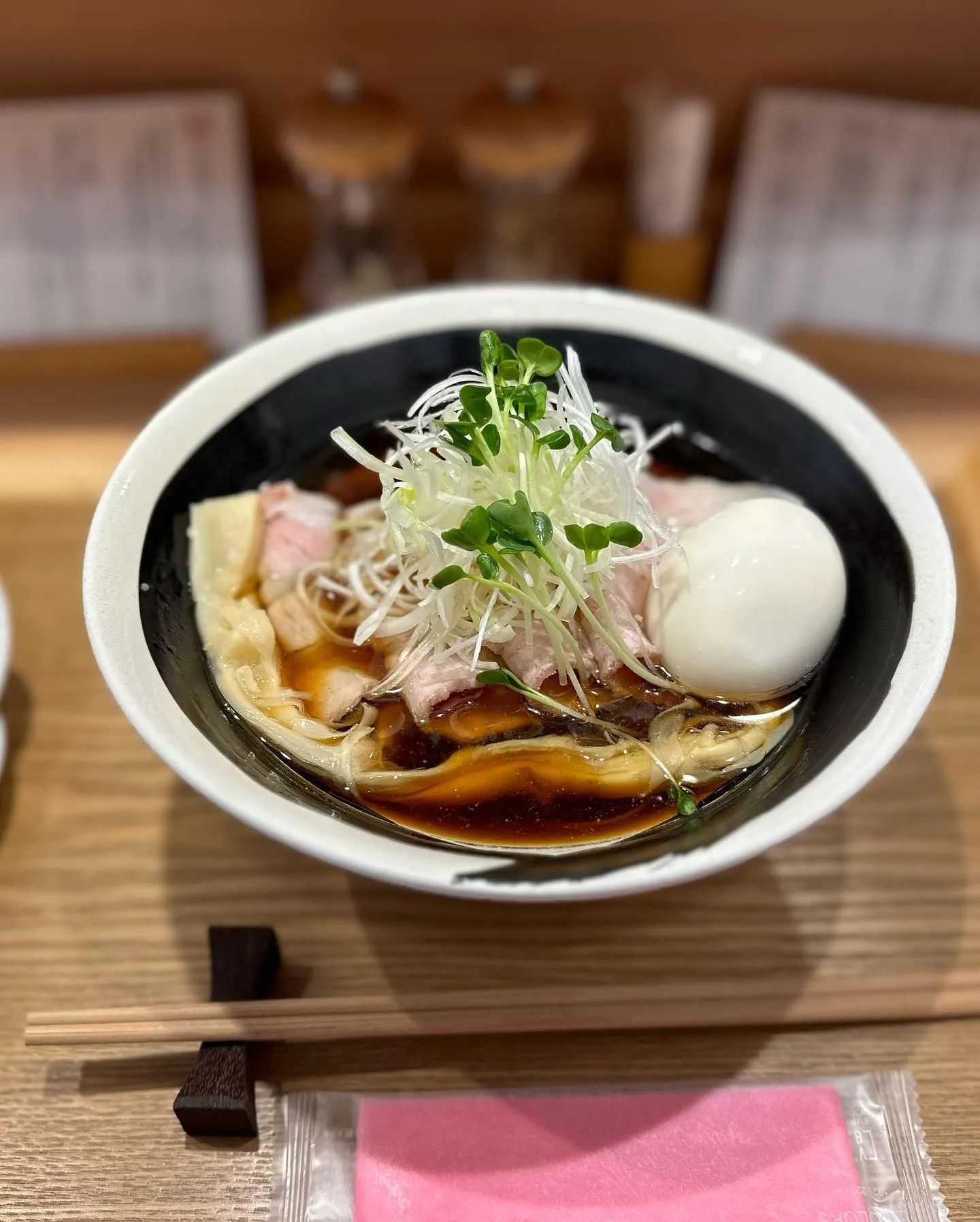 西中島南方エリアの名店、『らーめん ぴ！』が贈る新たなる魅力...